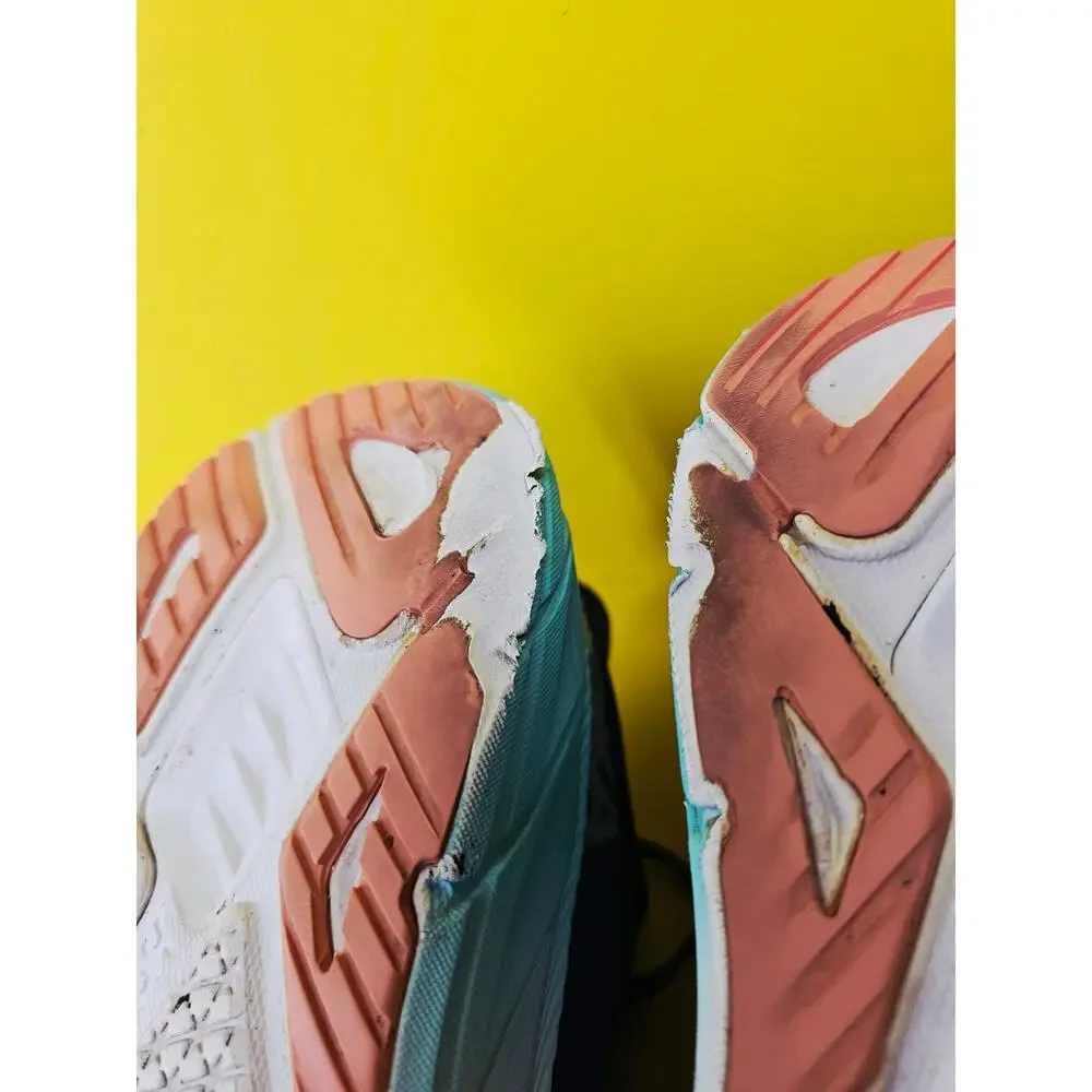 Hoka Women 8.5 Comfy footwear